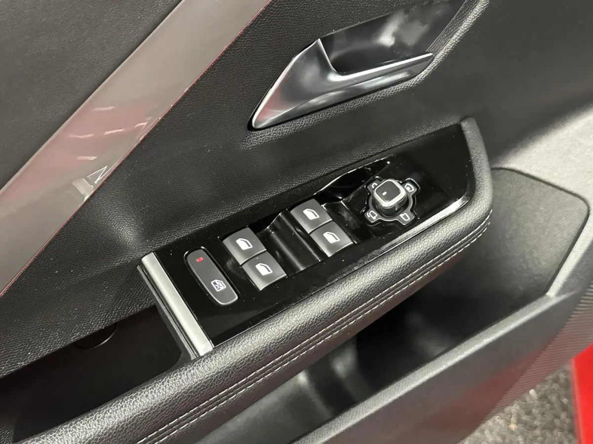 1.2 Level 4 GS LINE PANO CAMERA CARPLAY NAVI LM.