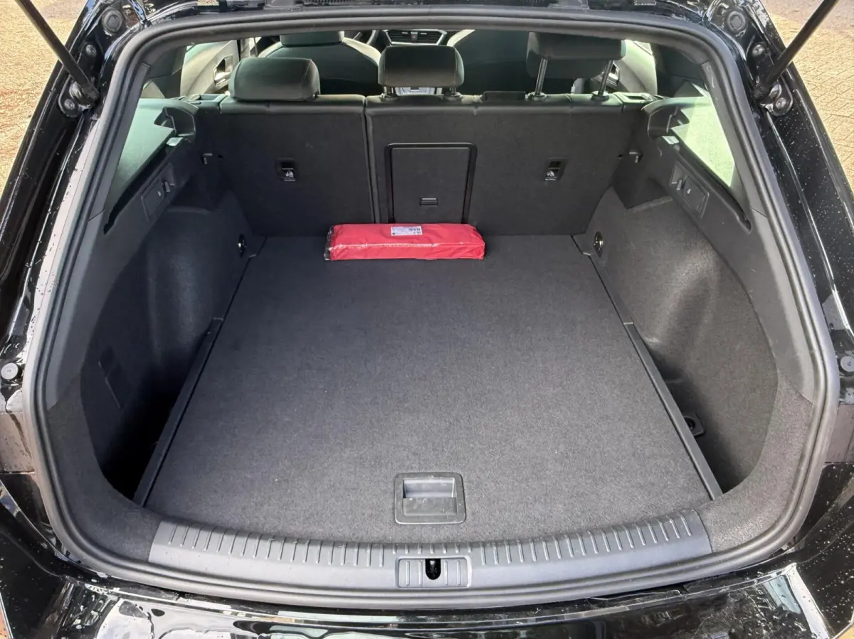1.5 TSI e-Hybrid FR Business