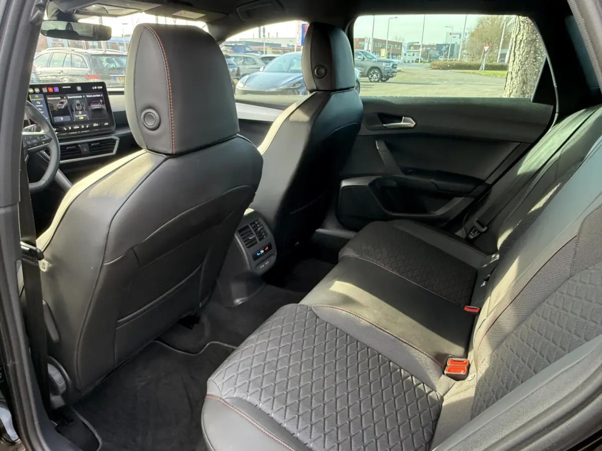 1.5 TSI e-Hybrid FR Business