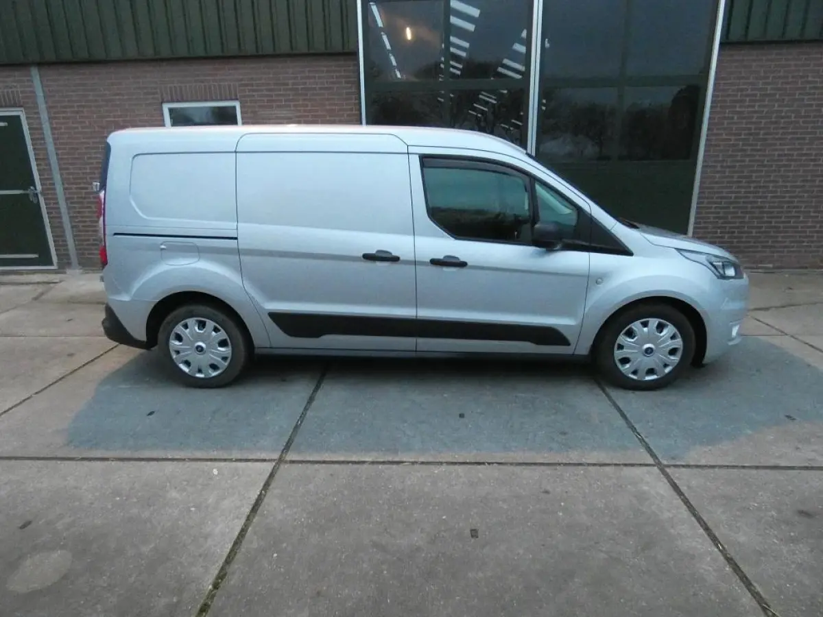 1.5 EcoBlue L2 Trend*navi/camera*zilver