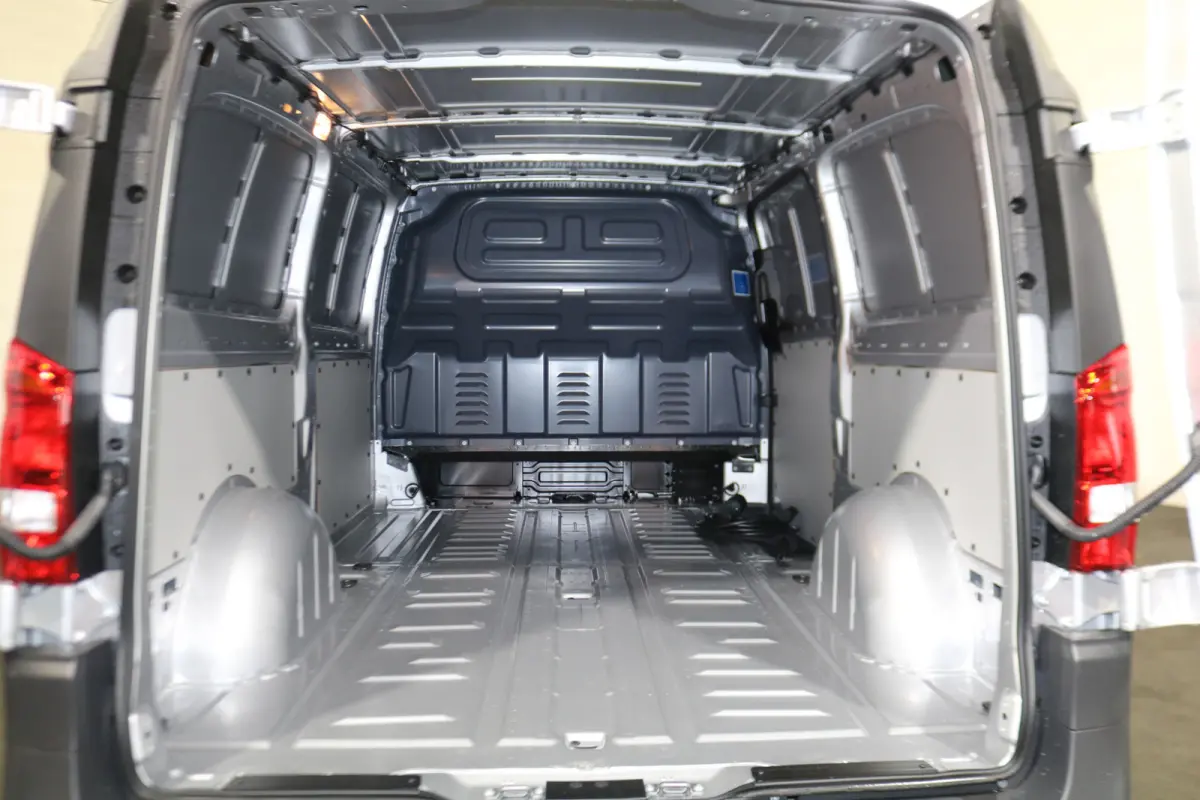112 L3 60 kWh Led