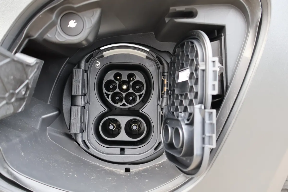 112 L2 60 kWh