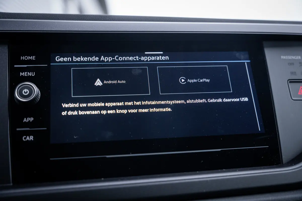 Edition | 'App-Connect' smartphone integratie | Achterlichten LED | Afstandscontrolesysteem (Front Assist)