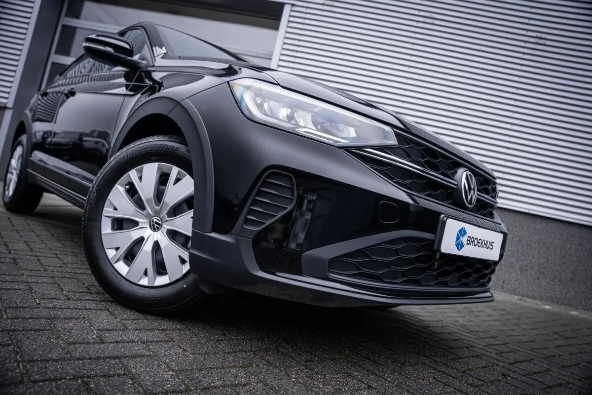 Edition | 'App-Connect' smartphone integratie | Achterlichten LED | Afstandscontrolesysteem (Front Assist)