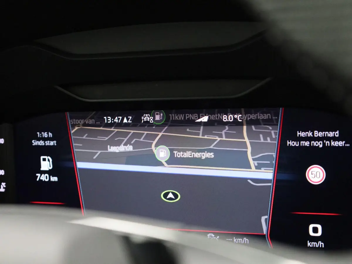 1.5 TSI Sportline Business 7p. PANORAMADAK | SPORTSTOELEN | ELEKTRISCHE STOELEN | ADAPTIEVE CRUISE | CAMERA | NAVIGATIE | APPLE CARPLAY | MEMORY | LMV | LED | STOELVERWARMING | 12 MAANDEN BO
