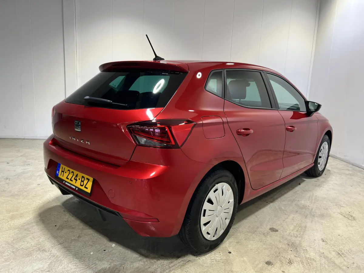 1.0 TSI Style Business Intense | Navigatie/Android/Apple Carplay | PDC V+A incl achteruitrijcamera | Cruise Control | Climate control |