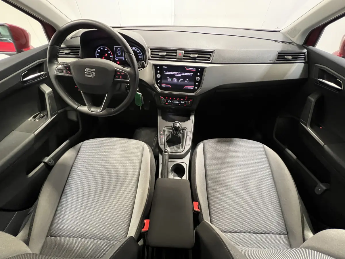 1.0 TSI Style Business Intense | Navigatie/Android/Apple Carplay | PDC V+A incl achteruitrijcamera | Cruise Control | Climate control |