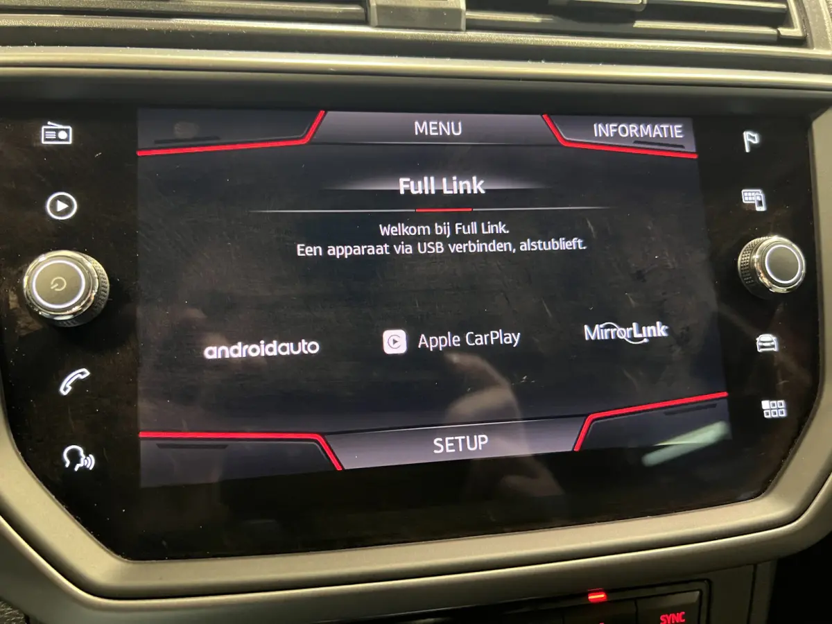 1.0 TSI Style Business Intense | Navigatie/Android/Apple Carplay | PDC V+A incl achteruitrijcamera | Cruise Control | Climate control |