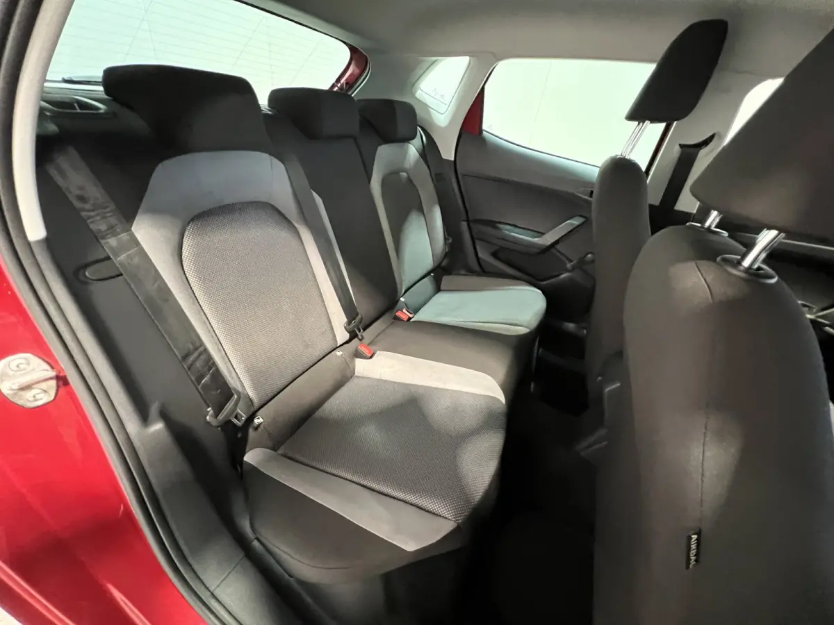 1.0 TSI Style Business Intense | Navigatie/Android/Apple Carplay | PDC V+A incl achteruitrijcamera | Cruise Control | Climate control |