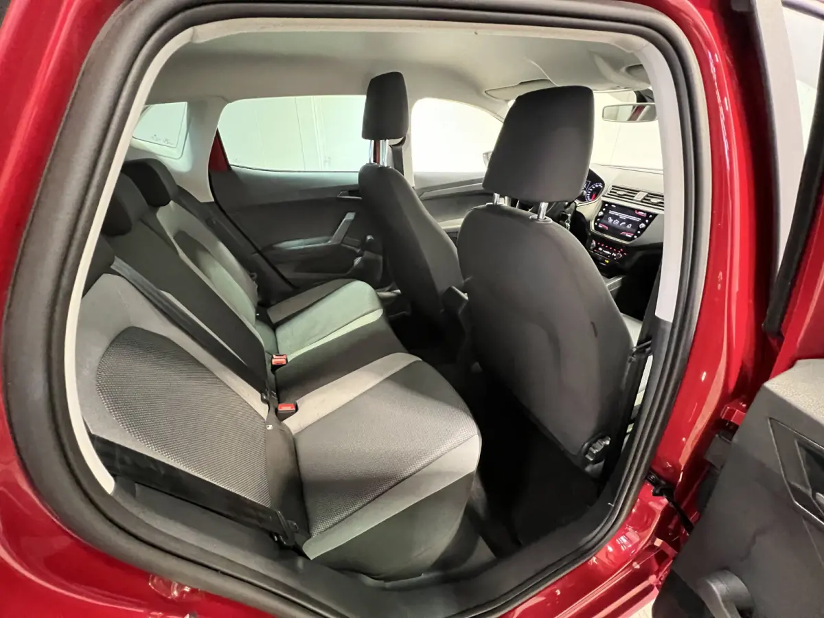 1.0 TSI Style Business Intense | Navigatie/Android/Apple Carplay | PDC V+A incl achteruitrijcamera | Cruise Control | Climate control |