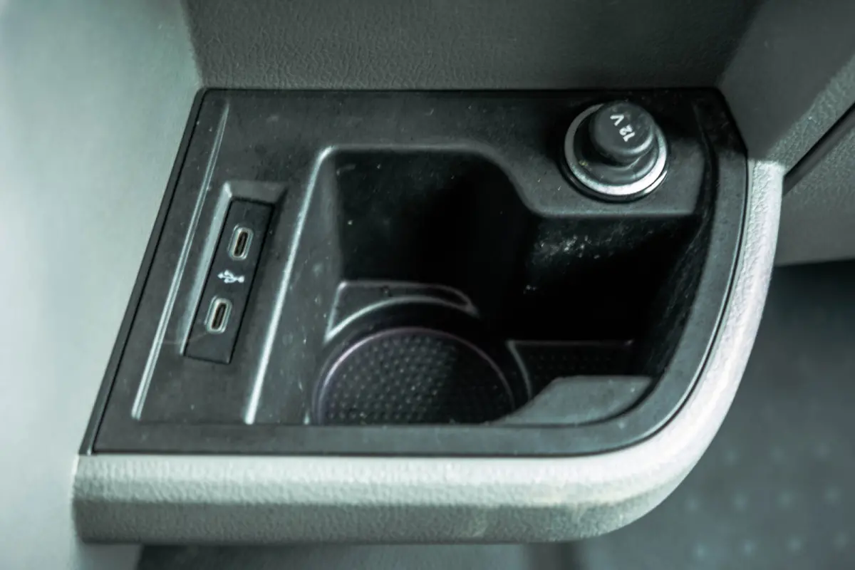 T6.1 2.0 TDI L2H1 | 150 PK | Turbo defect | Carplay | Cruise | Navi | Trekhaak | Airco