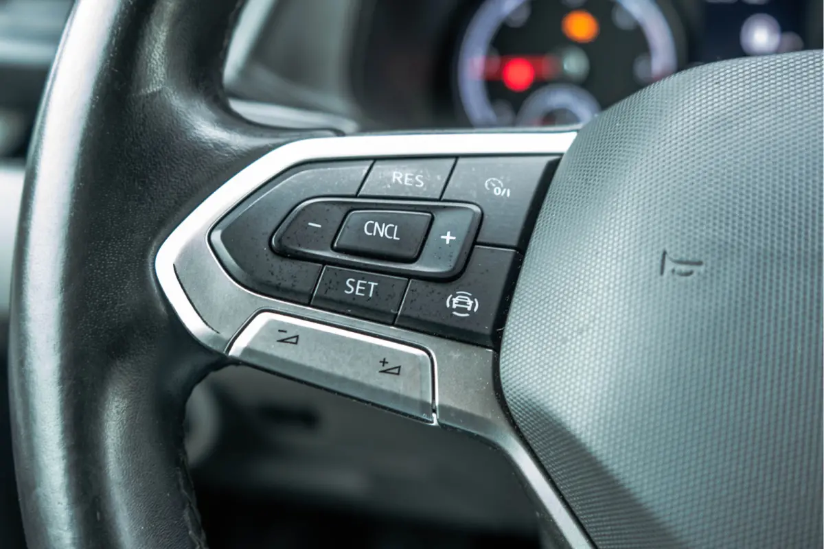 T6.1 2.0 TDI L2H1 | 150 PK | Turbo defect | Carplay | Cruise | Navi | Trekhaak | Airco
