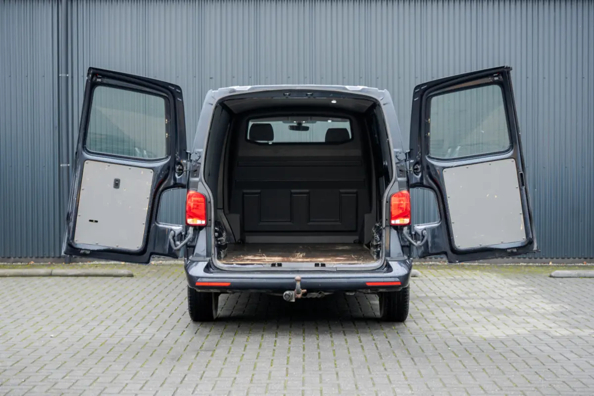 T6.1 2.0 TDI L2H1 | 150 PK | Turbo defect | Carplay | Cruise | Navi | Trekhaak | Airco