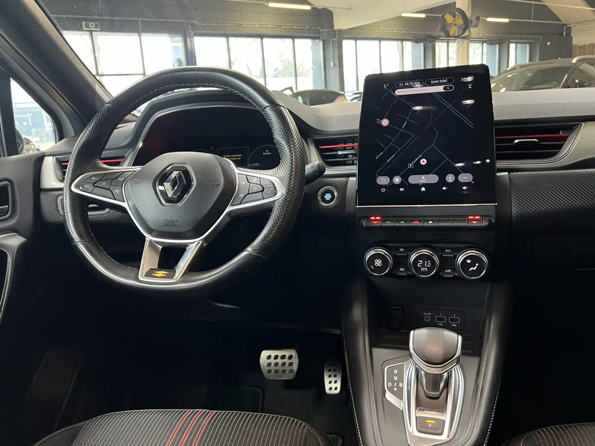 1.6 E-Tech 160 R.S. Line | Groot Navi | 18" | Stoelverwarming | Camera | PDC V+A |