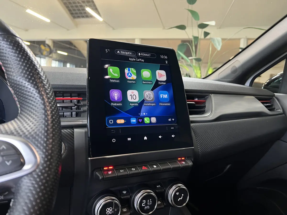 1.6 E-Tech 160 R.S. Line | Groot Navi | 18" | Stoelverwarming | Camera | PDC V+A |