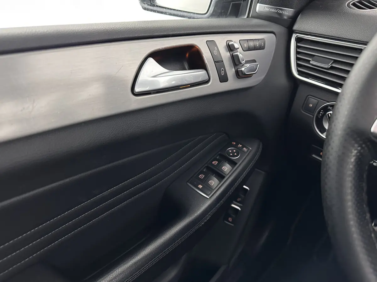 350 d 4MATIC AMG Sport Edition (INCL-BTW) *PANO | DISTRONIC-PLUS | LEATHER | FULL-LED | BLINDSPOT | HARMAN/KARDON | TOPVIEW | MEMORY-PACK | AIRSUSPENSION | HEATED-COMFORTSEATS | NAVI-FULLMAP