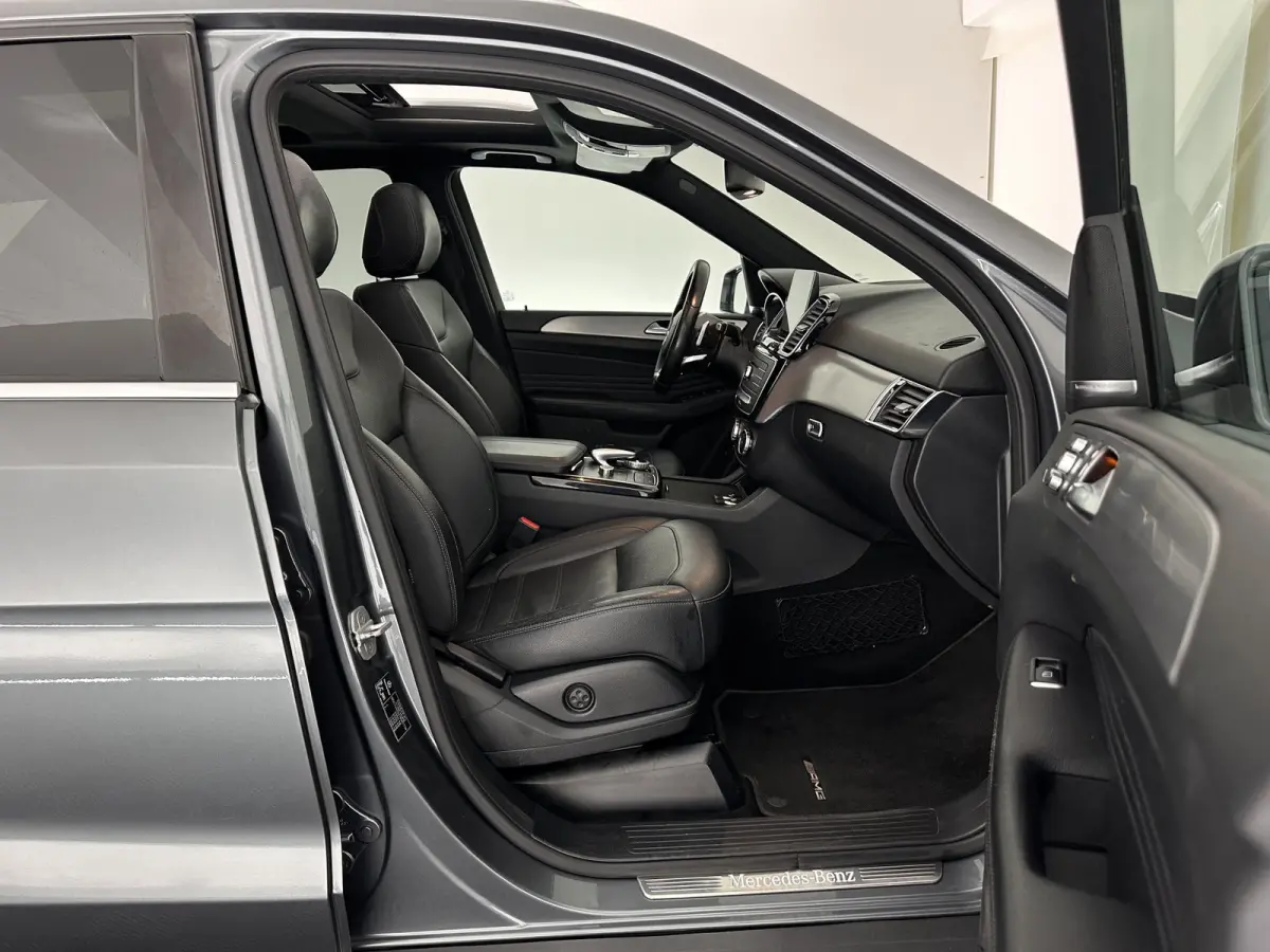 350 d 4MATIC AMG Sport Edition (INCL-BTW) *PANO | DISTRONIC-PLUS | LEATHER | FULL-LED | BLINDSPOT | HARMAN/KARDON | TOPVIEW | MEMORY-PACK | AIRSUSPENSION | HEATED-COMFORTSEATS | NAVI-FULLMAP