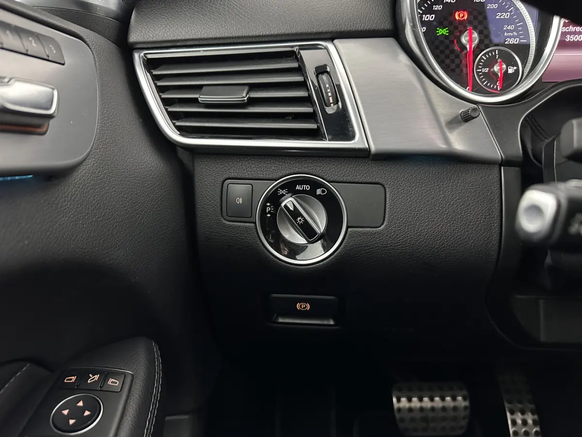 350 d 4MATIC AMG Sport Edition (INCL-BTW) *PANO | DISTRONIC-PLUS | LEATHER | FULL-LED | BLINDSPOT | HARMAN/KARDON | TOPVIEW | MEMORY-PACK | AIRSUSPENSION | HEATED-COMFORTSEATS | NAVI-FULLMAP