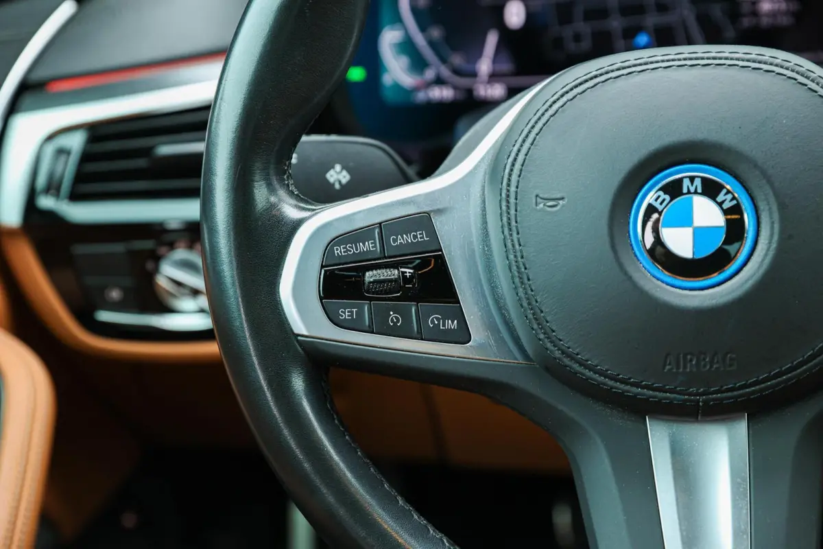 545e xDrive M-SPORT LASER HARMAN KARDON CARPLAY CAMERA