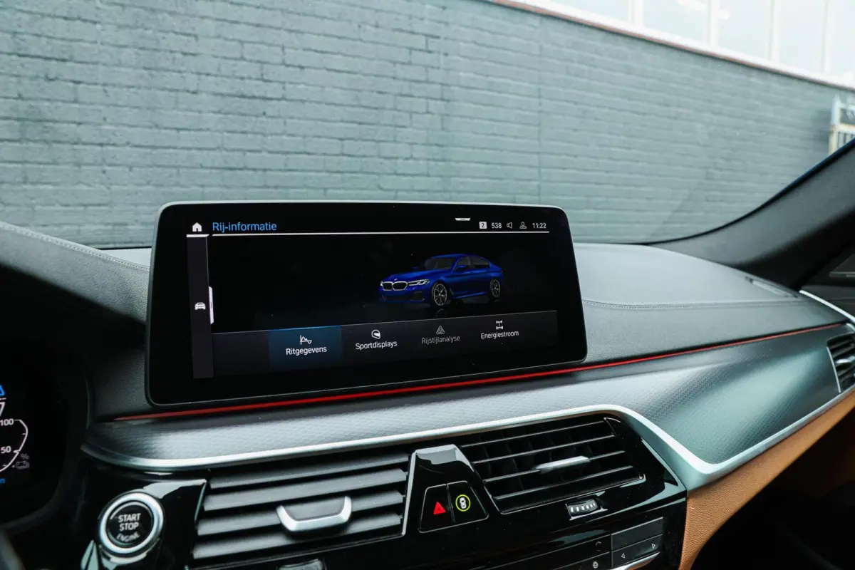 545e xDrive M-SPORT LASER HARMAN KARDON CARPLAY CAMERA