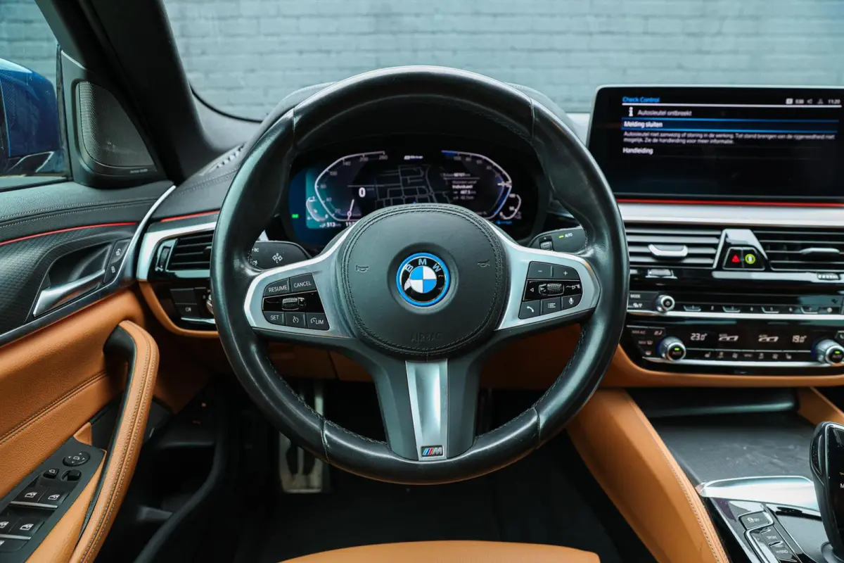 545e xDrive M-SPORT LASER HARMAN KARDON CARPLAY CAMERA
