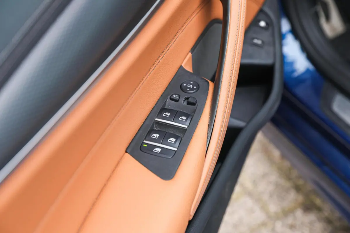 545e xDrive M-SPORT LASER HARMAN KARDON CARPLAY CAMERA