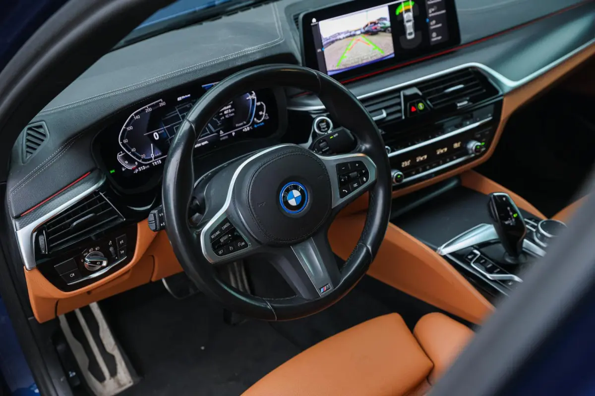 545e xDrive M-SPORT LASER HARMAN KARDON CARPLAY CAMERA