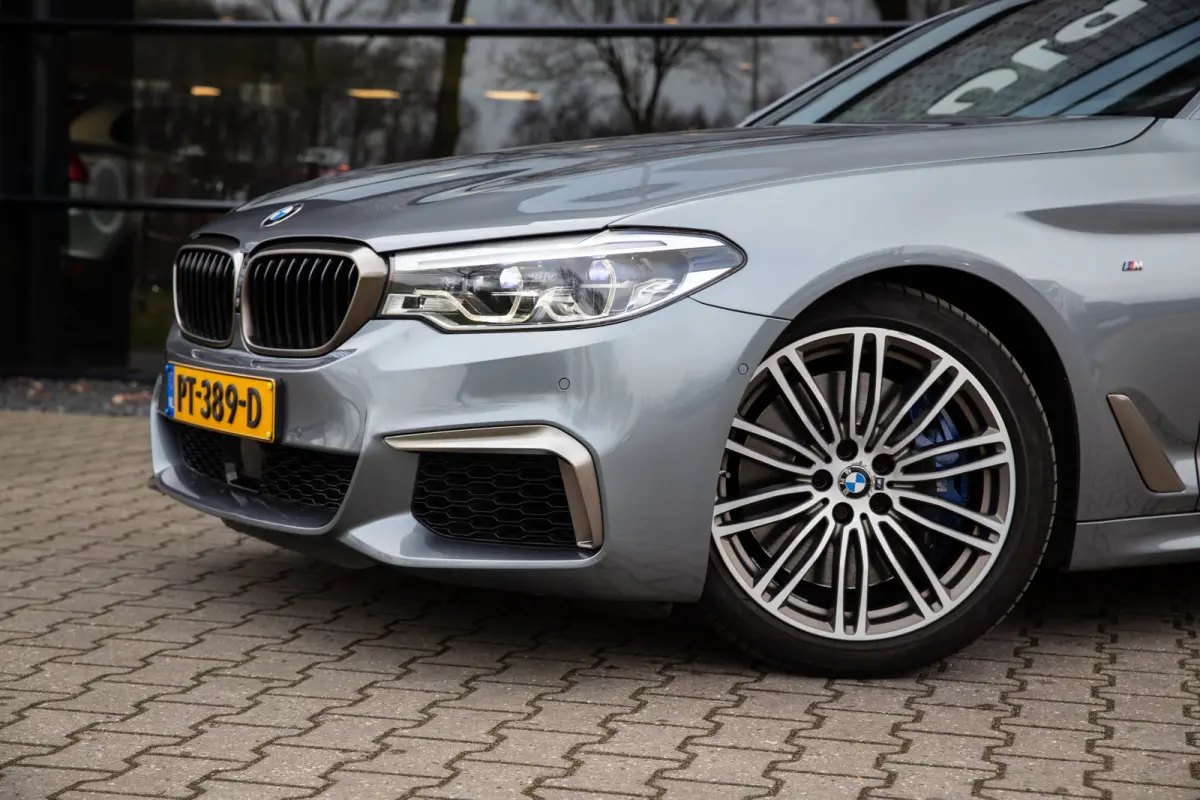 M550i xDrive M-Sport , Comfortstoelen, Pano, H&K, HUD, Adap. cruise, 4-wielsturing