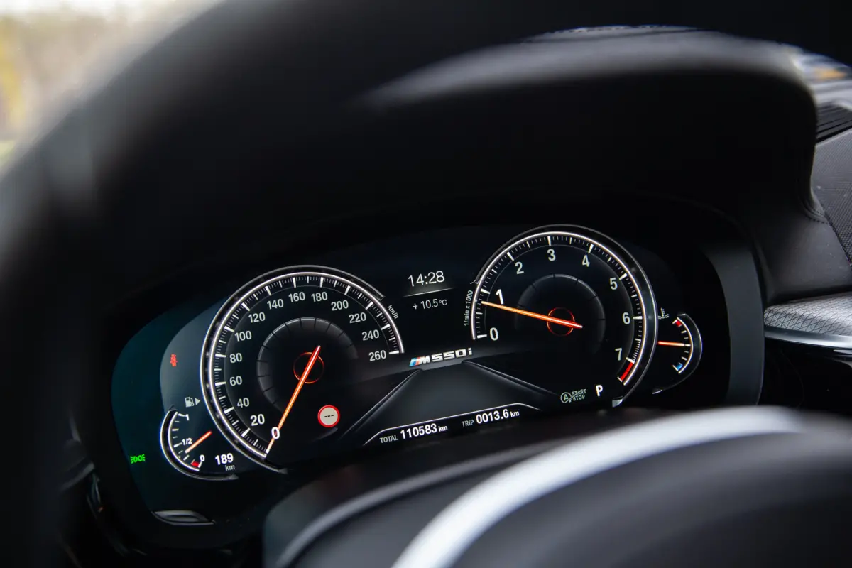 M550i xDrive M-Sport , Comfortstoelen, Pano, H&K, HUD, Adap. cruise, 4-wielsturing