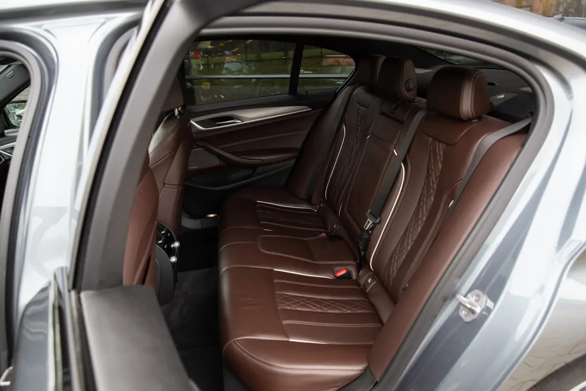 M550i xDrive M-Sport , Comfortstoelen, Pano, H&K, HUD, Adap. cruise, 4-wielsturing