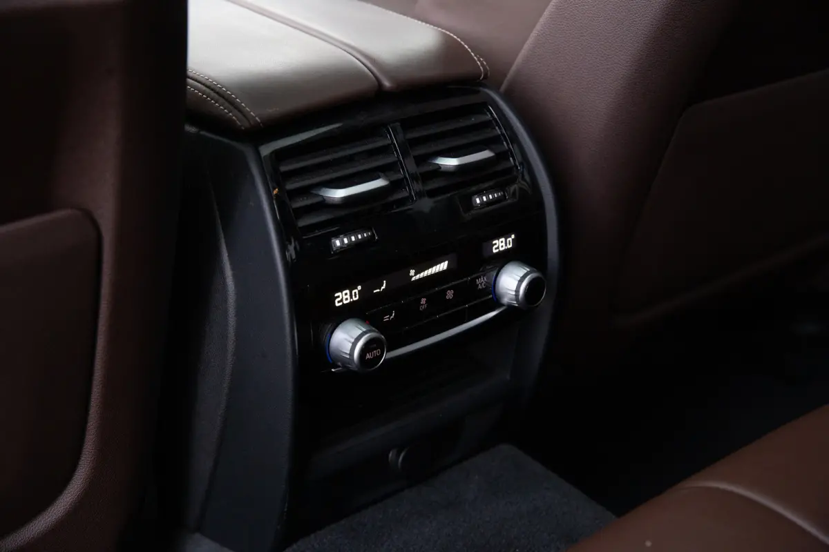 M550i xDrive M-Sport , Comfortstoelen, Pano, H&K, HUD, Adap. cruise, 4-wielsturing