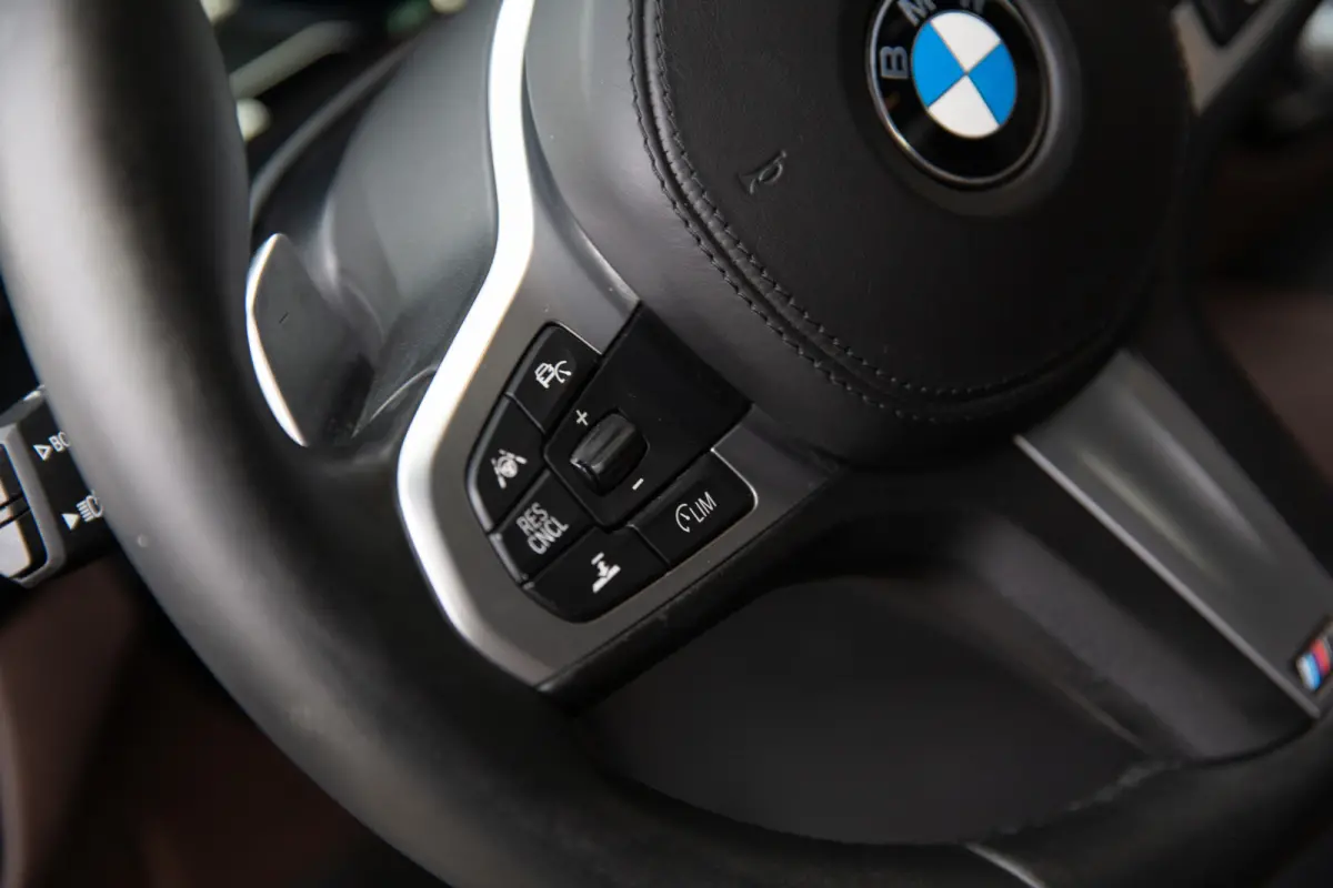 M550i xDrive M-Sport , Comfortstoelen, Pano, H&K, HUD, Adap. cruise, 4-wielsturing