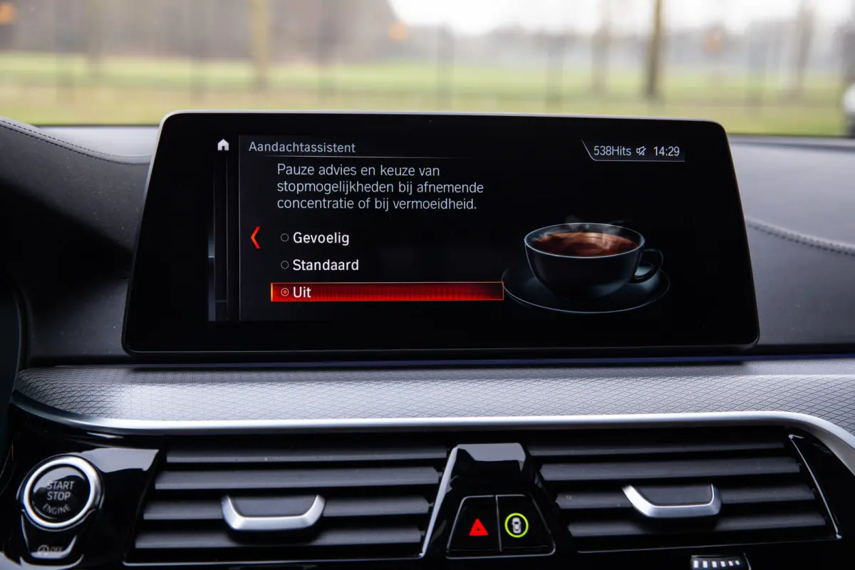 M550i xDrive M-Sport , Comfortstoelen, Pano, H&K, HUD, Adap. cruise, 4-wielsturing