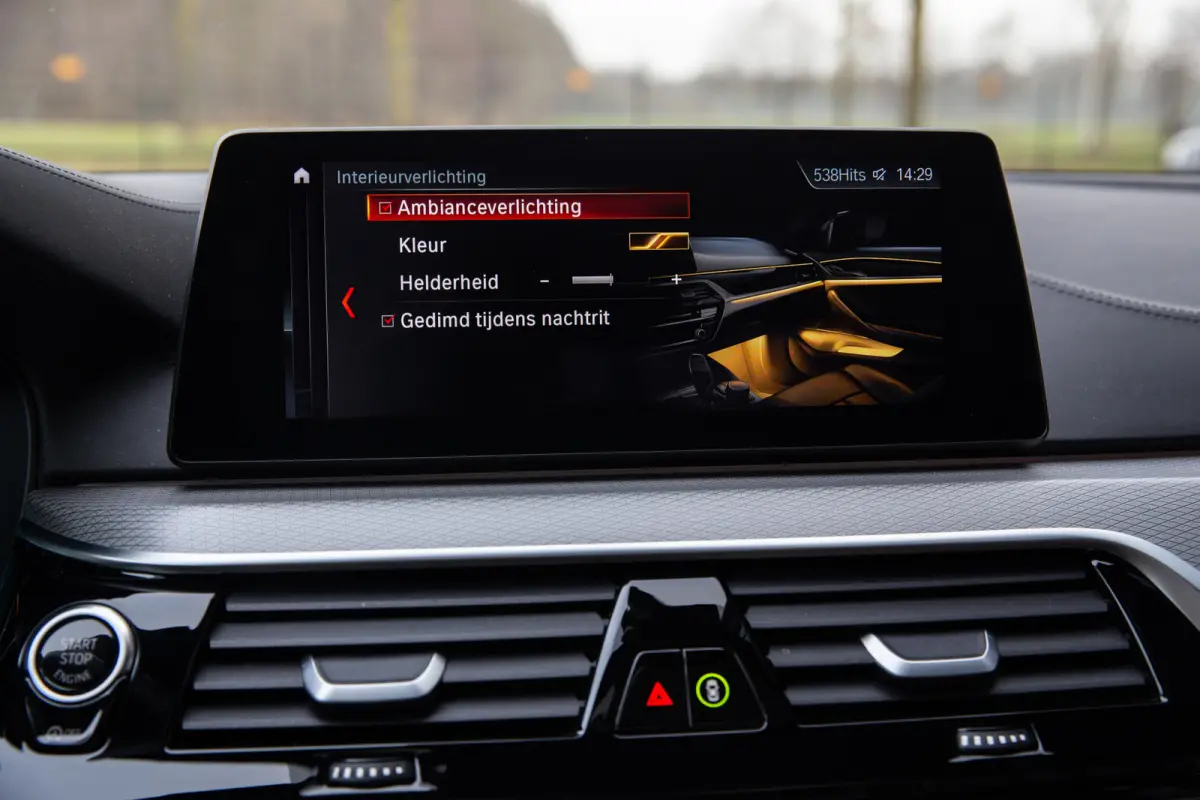 M550i xDrive M-Sport , Comfortstoelen, Pano, H&K, HUD, Adap. cruise, 4-wielsturing