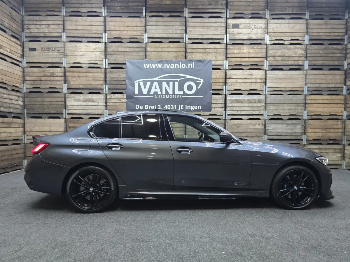 330e eDrive Edition M sport HUD Pano Leder Camera perf 19"LM