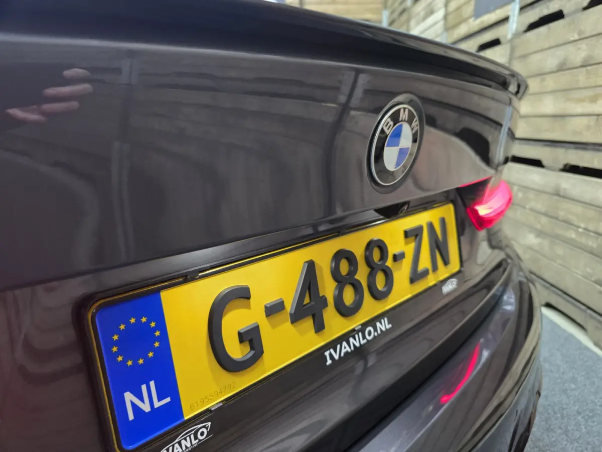 330e eDrive Edition M sport HUD Pano Leder Camera perf 19"LM