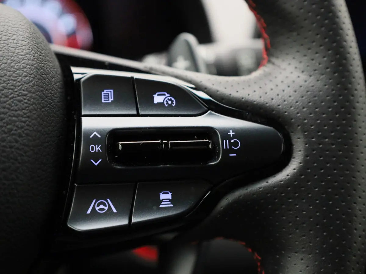 1.5 T-GDi MHEV N Line | Stoelverwarming | Stuurwielverwarming | Adaptieve Cruise Control | Achteruitrijcamera | Climate Control