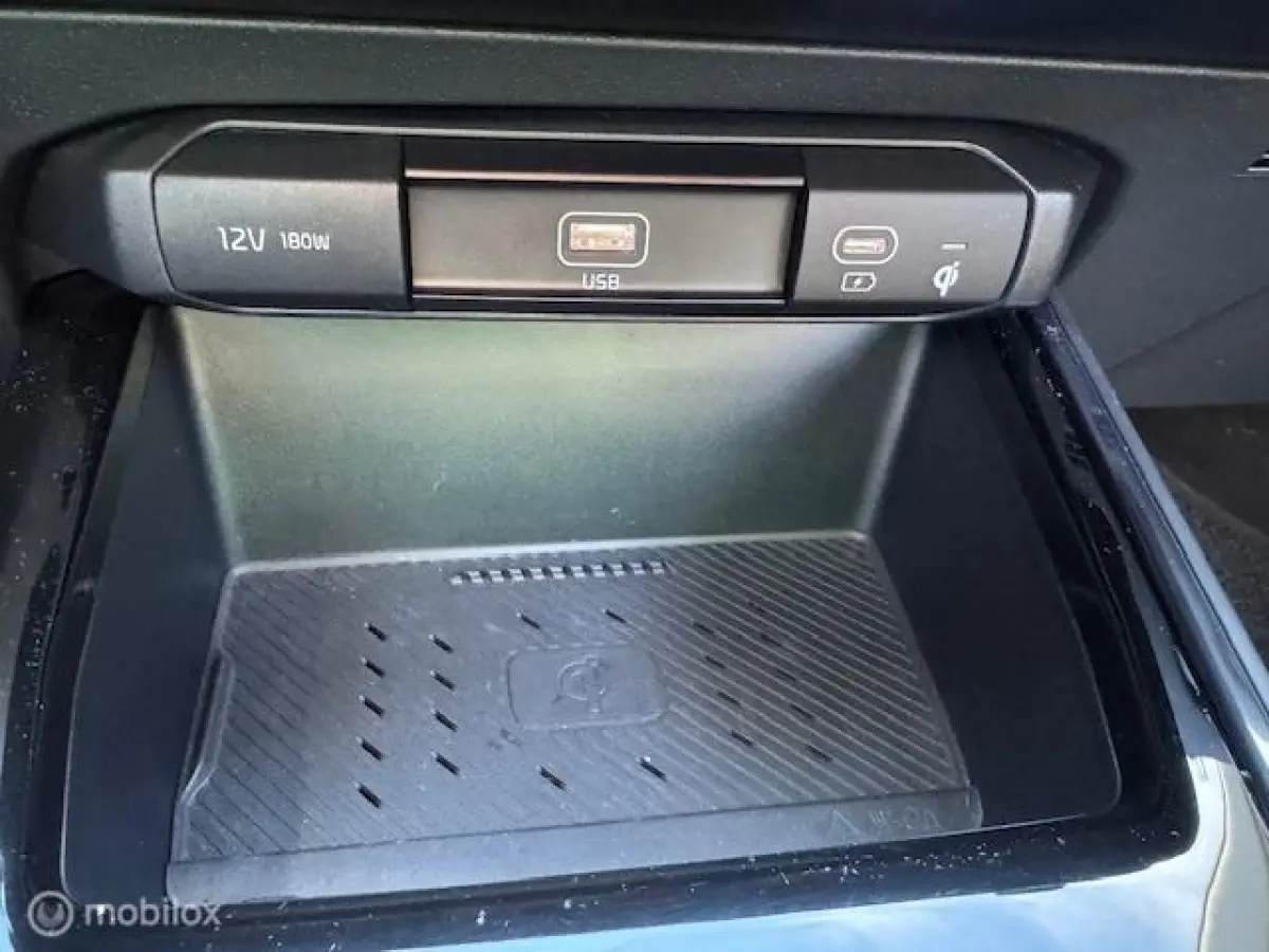 1.6 GDi Hybrid DynamicPlusLine , Navigatie, + Camera achter , Electr. achter klep , Stoel & Stuur verwarming , Lane assist , Brake assist , Dode hoek detectie 18 inch velgen & Brede banden