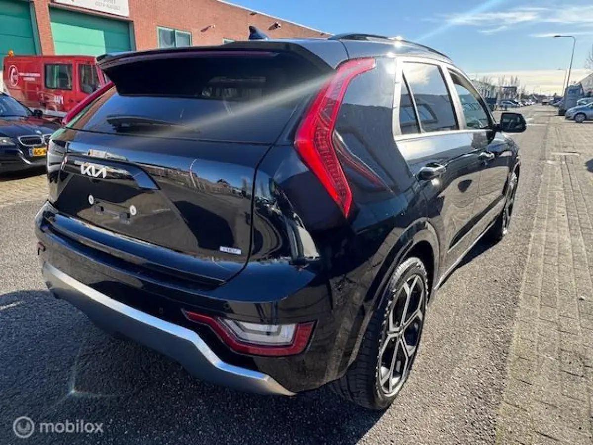 1.6 GDi Hybrid DynamicPlusLine , Navigatie, + Camera achter , Electr. achter klep , Stoel & Stuur verwarming , Lane assist , Brake assist , Dode hoek detectie 18 inch velgen & Brede banden