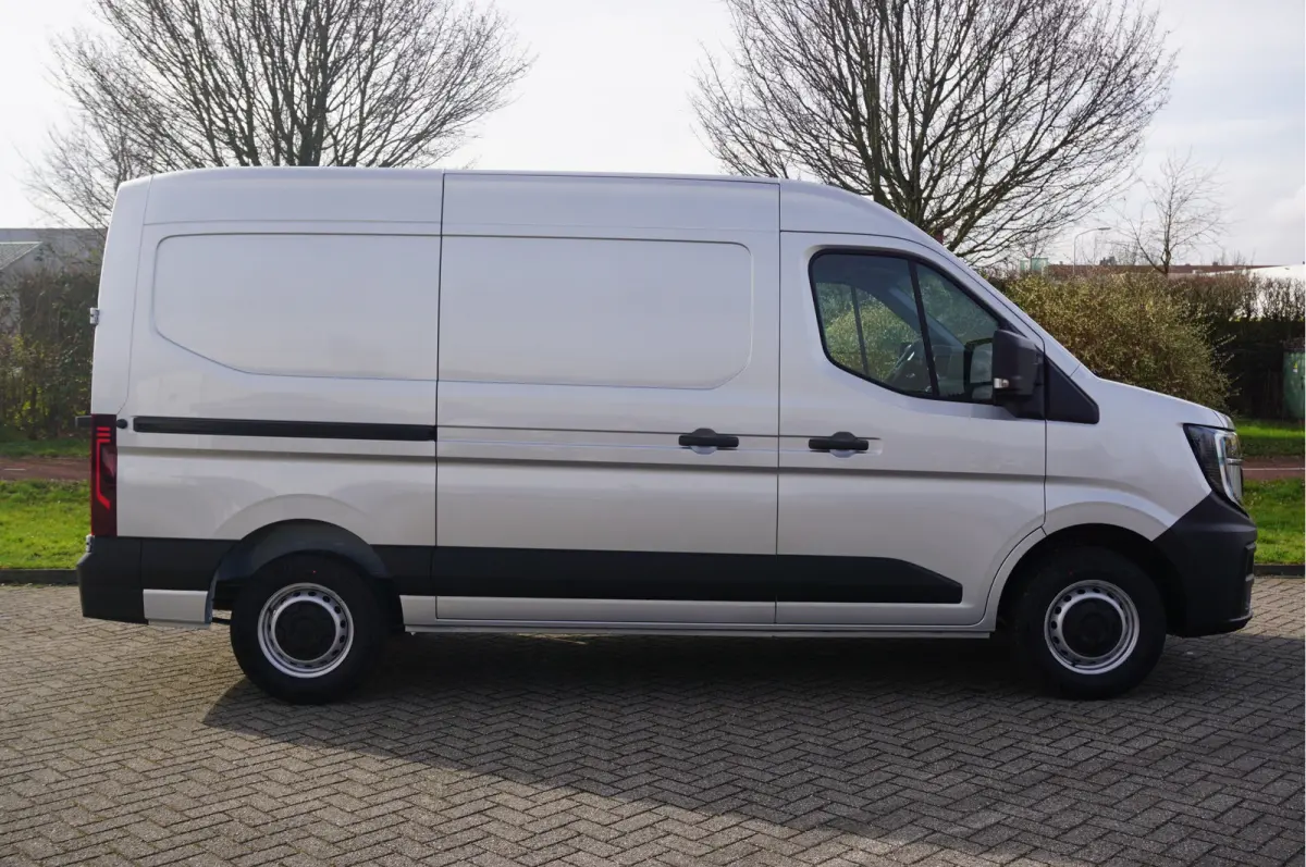 T35 170PK L2H2 BPM VRIJ!! 10" R-Link Navi, Camera, LED, 270° Deur!! NR. 968