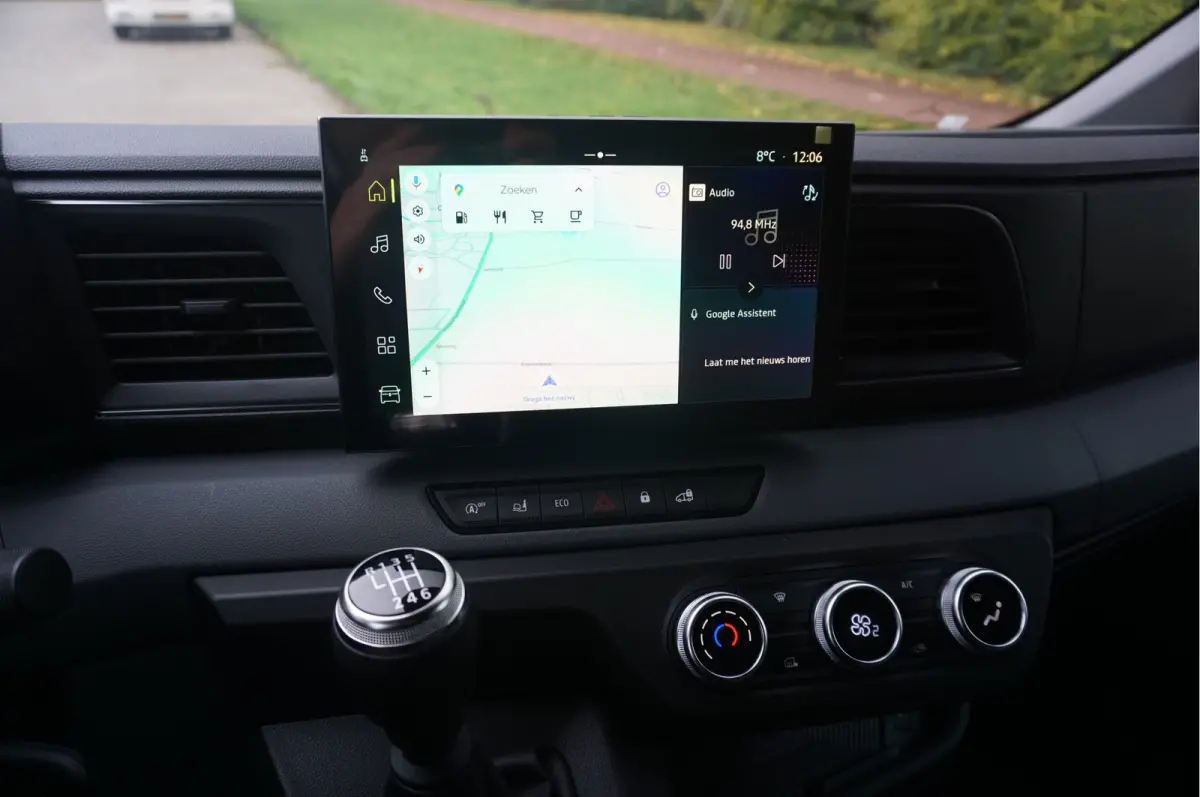 T35 170PK L2H2 BPM VRIJ!! 10" R-Link Navi, Camera, LED, 270° Deur!! NR. 968