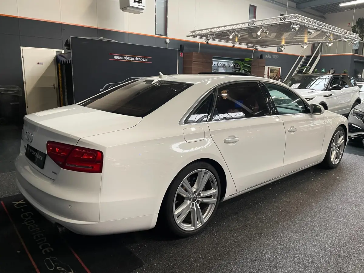 4.2 FSI quattro Lang Exclusive*Panoramadak*Massage*Lage KM*Export*Bomvol!