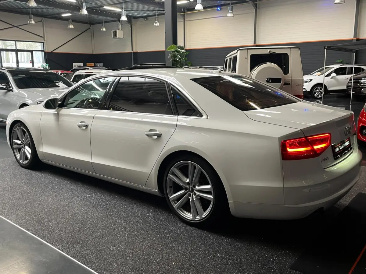 4.2 FSI quattro Lang Exclusive*Panoramadak*Massage*Lage KM*Export*Bomvol!