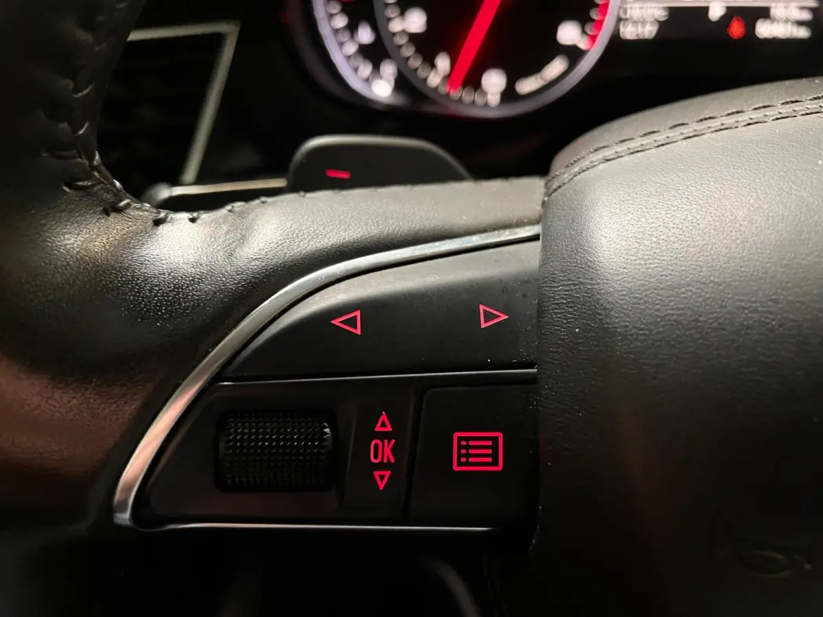 4.2 FSI quattro Lang Exclusive*Panoramadak*Massage*Lage KM*Export*Bomvol!