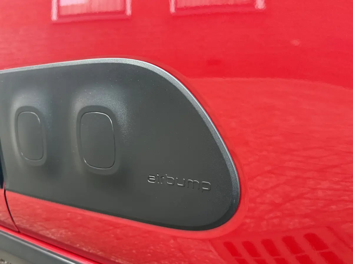 1.2 PureTech Shine. | CAMERA | NAVI | CRUISE | DAB+ |
