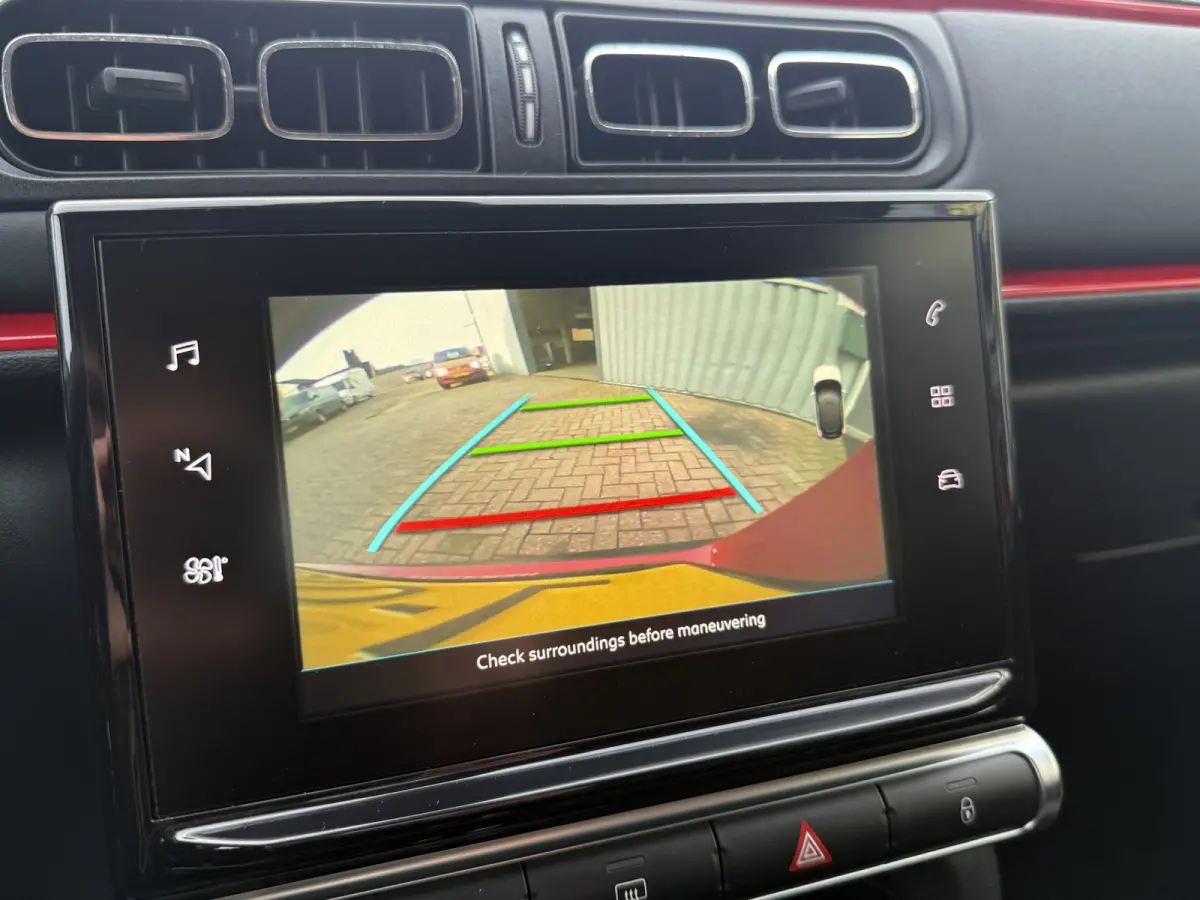 1.2 PureTech Shine. | CAMERA | NAVI | CRUISE | DAB+ |