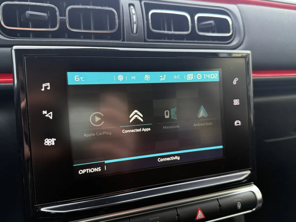 1.2 PureTech Shine. | CAMERA | NAVI | CRUISE | DAB+ |