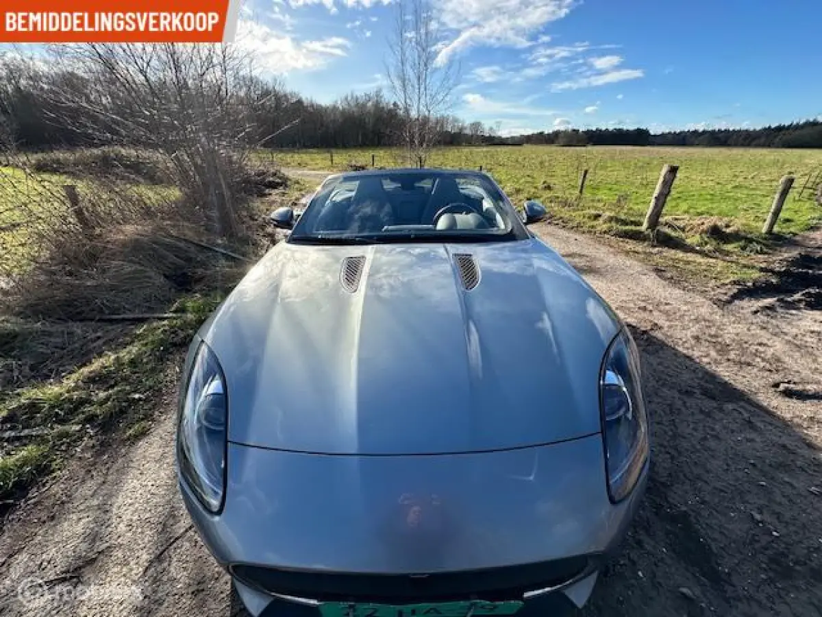 3.0 V6 67991 km € 35250,-