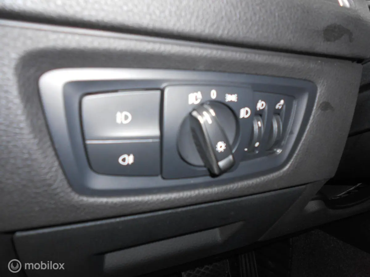 118i Executive Automaat