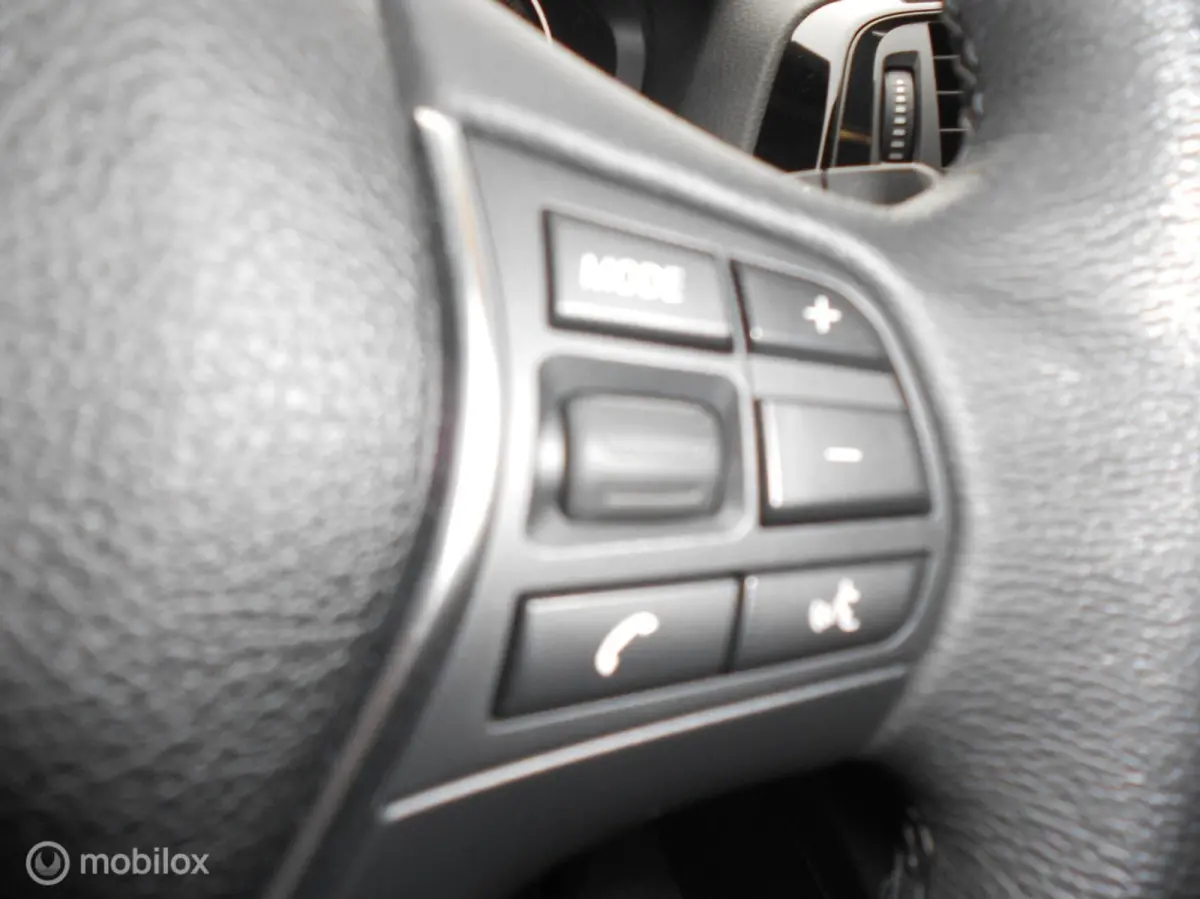 118i Executive Automaat